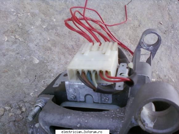 am un motor de masina de spalat automata si vreau sa-l transform in polizor, problema este k nu stiu